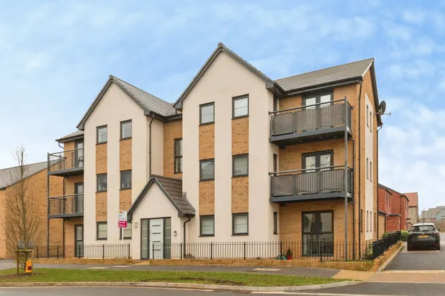 Clark Drive, Yate, BS37, photo 1