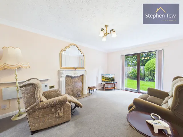 Grosvenor Close, Poulton-Le-Fylde, FY6, photo 2