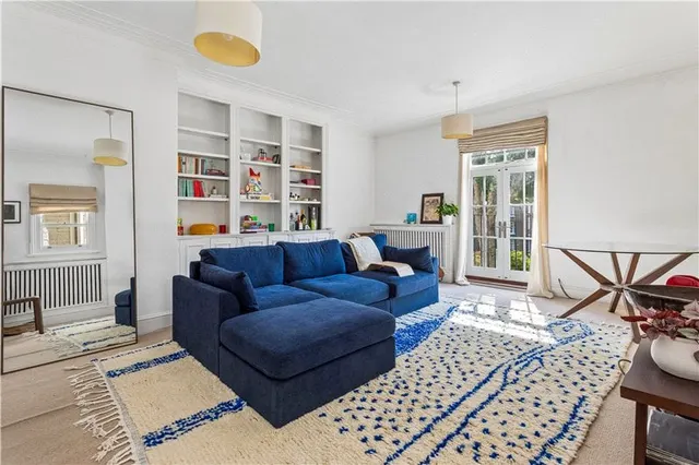 Photo 3 — 38-40 Elm Park Road, Chelsea, London, SW3