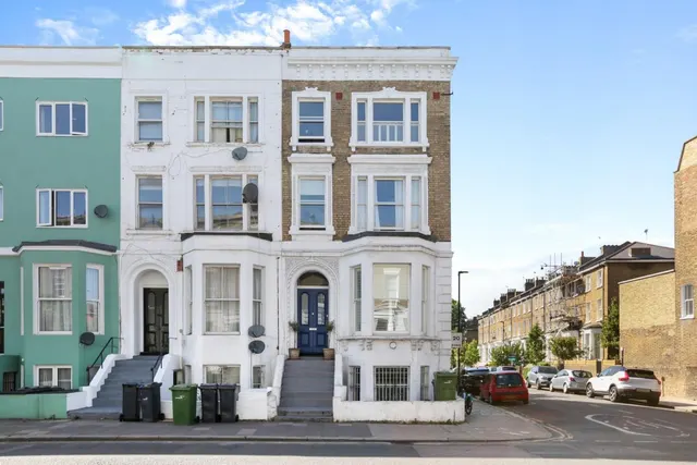 Coldharbour Lane, London, SE5, photo 1