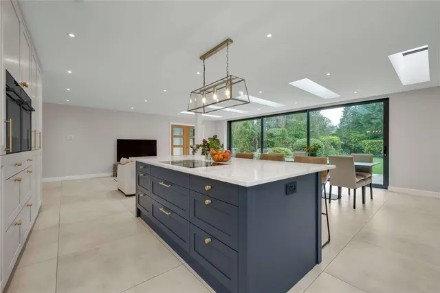 Photo 3 — Woodham Waye, Woking, Surrey, GU21 5SJ