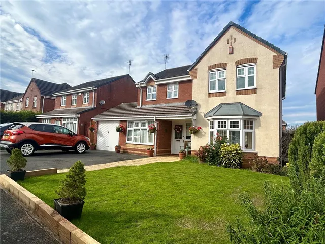Bardley Drive, Daimler Green, Coventry, CV6, photo 1