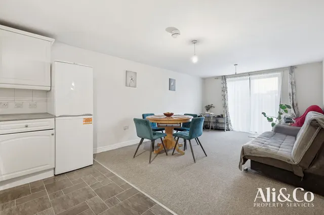 Photo 2 — Fleming Road, Chafford Hundred, Grays, Essex, RM16 6DD