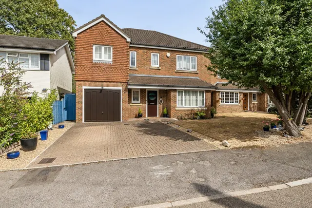 Scotts Way, Kent, TN13, photo 1