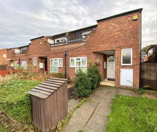 Landseer Court, Raeburn Road, Hayes, UB4 8PL, photo 1