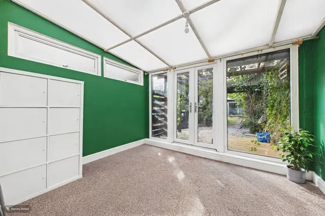 Prospect Row, St. Neots, PE19, photo 2