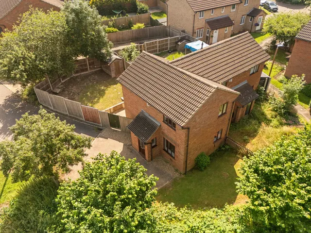 Lundholme, Heelands, Milton Keynws, MK13 7QJ, photo 1