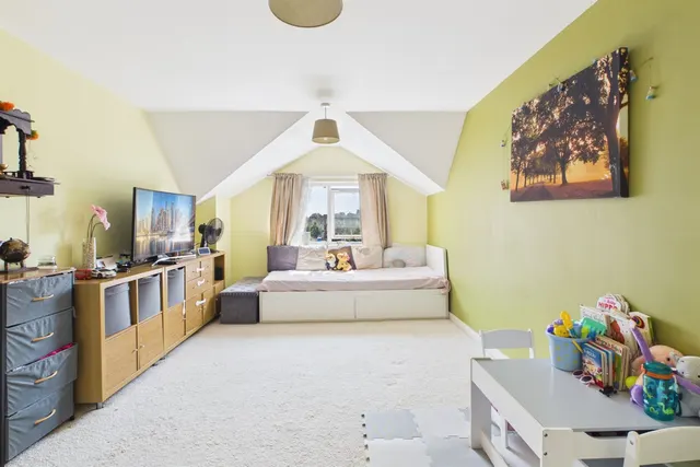89 Park Road, London, Greater London, SW19 2BD, photo 1
