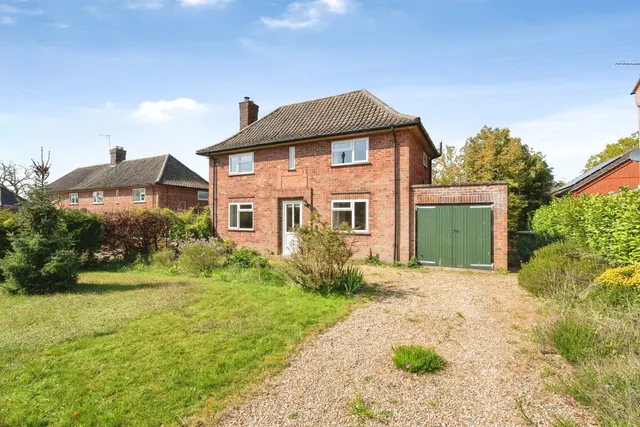 Barons Close, Fakenham, photo 1