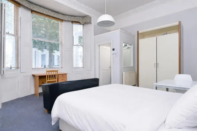 Trebovir Road, Earls Court, SW5, photo 1