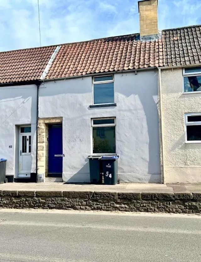 London Road, Calne, photo 1