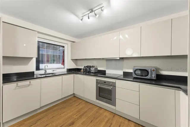 Bakers Road, Uxbridge, photo 1