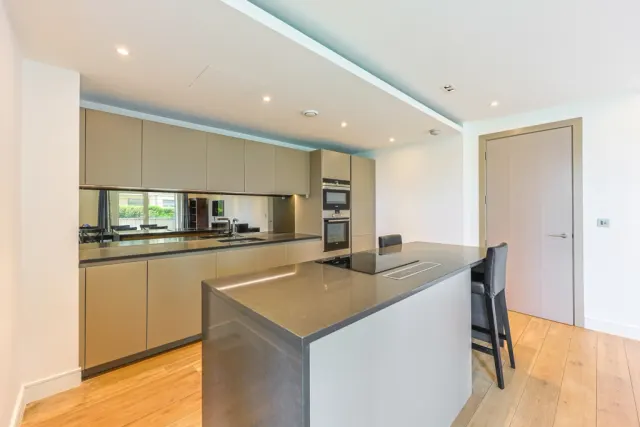Tierney Lane, Hammersmith, W6, photo 3