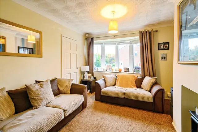 Photo 3 — Avon Close, Worsley, Manchester, Greater Manchester, M28