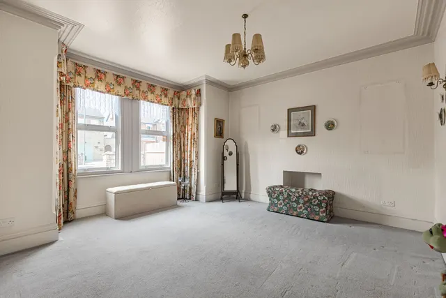 Fordbridge Road, Ashford, TW15, photo 2