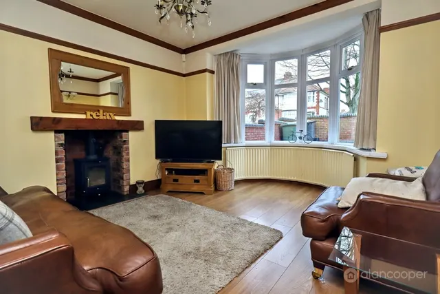 Kingsbridge Road, Weddington, CV10, photo 2