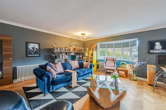 Landor Road, Whitnash, CV31, photo 2
