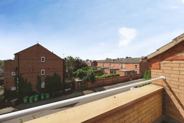 Tonnelier Road, Nottingham, NG7, photo 3