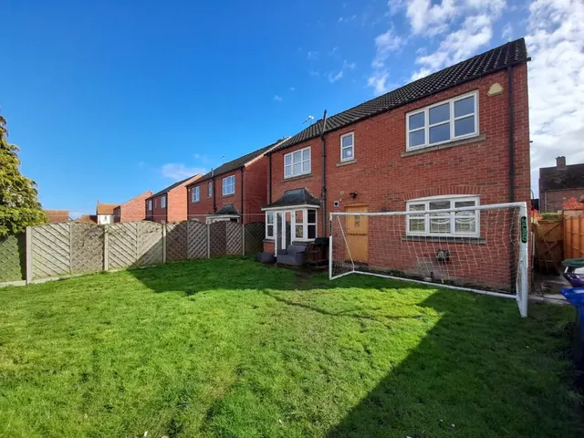 Nicholas Way, Corringham, Gainsborough, DN21 5QE, photo 1