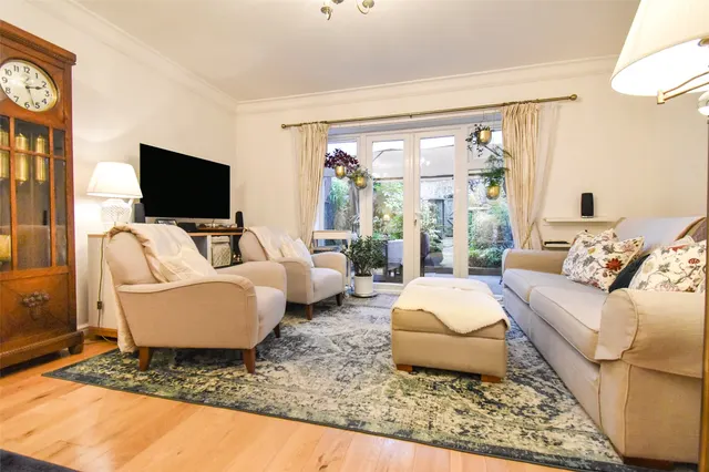 Photo 3 — Campbell Fields, Aldershot, Hampshire, GU11 3TY