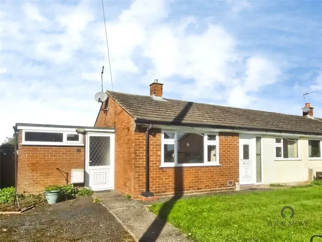 Cottage Lane, St. Martins, SY11, photo 1