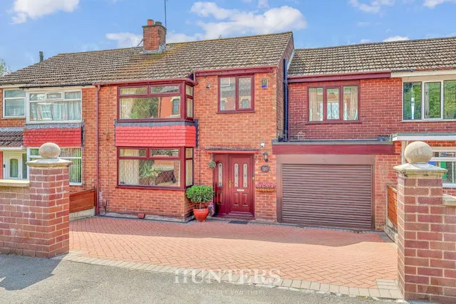 Mellalieu Street, Middleton M24, photo 1
