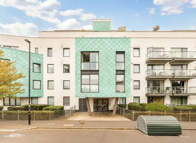 Drayton Park, N5, photo 1