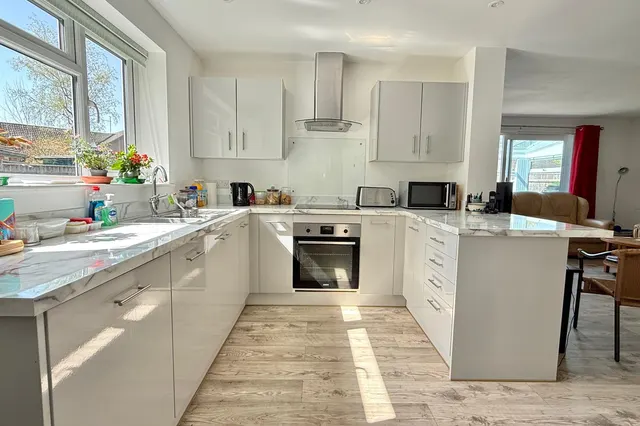 Woolsbridge Road, St. Leonards, BH24, photo 1