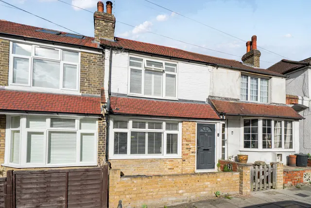 Photo 2 — White Horse Hill, Chislehurst, BR7