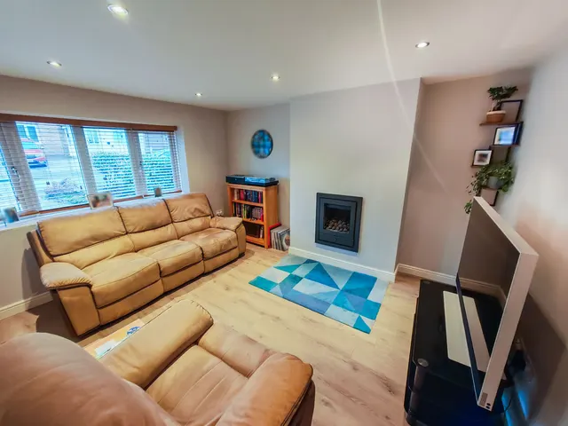 Photo 3 — Devonshire Drive, Worsley, Manchester, M28 1JR