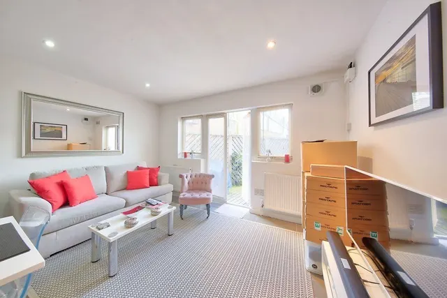 Furmage Street, Wandsworth, SW18, photo 3