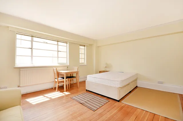 Photo 2 — K15 Sloane Avenue Mansions, London