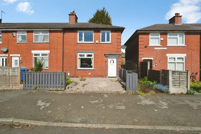 Lancaster Avenue, Whitefield, Manchester, Greater Manchester, M45, photo 1