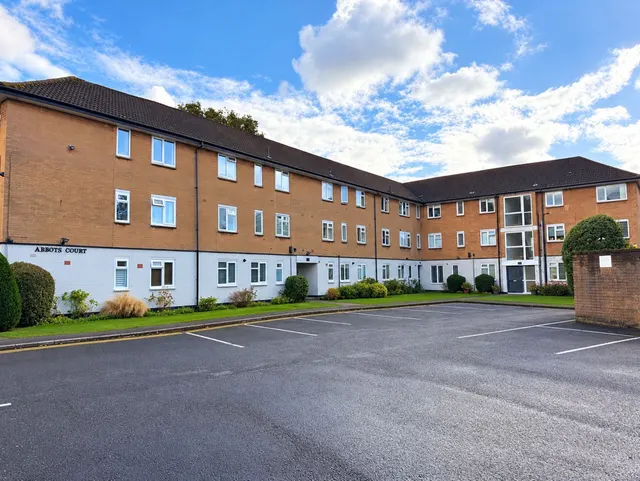 Abbots Court, Sale, photo 1