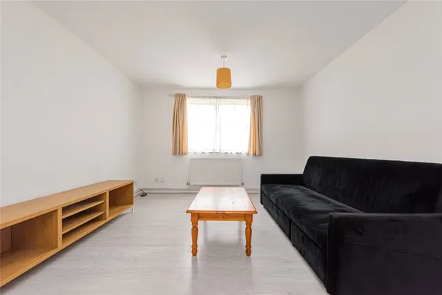 Moriatry Close, Islington, photo 2