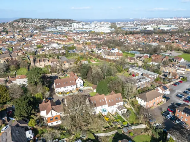 Parsonage Court, Portishead, BS20, photo 3