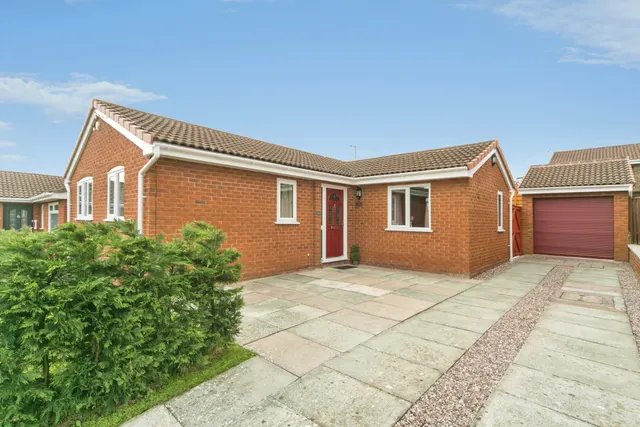 Erw Goch, Abergele, LL22, photo 1