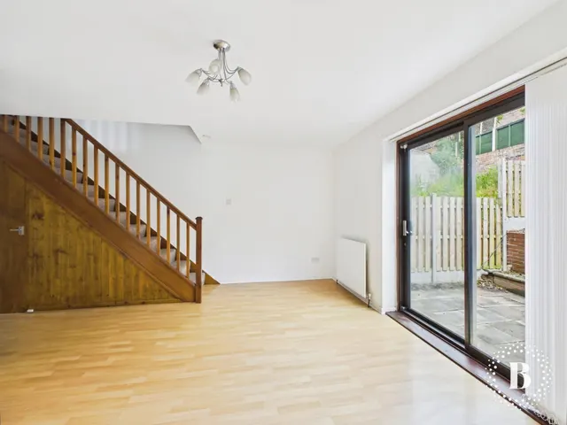 Photo 3 — Cannon Hall Road, Fir Vale, Sheffield, S5