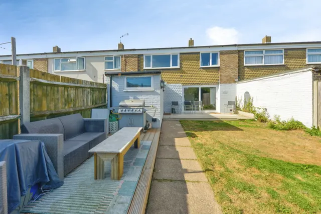 Archer Road, Stevenage, photo 1