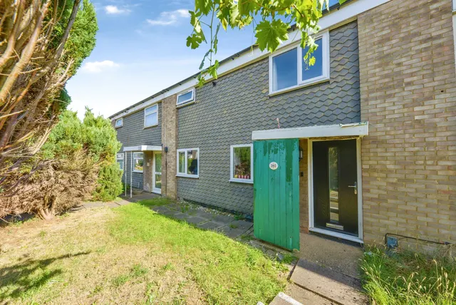 Photo 2 — Archer Road, Stevenage