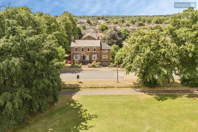 Barony Road, Nantwich, CW5, photo 2