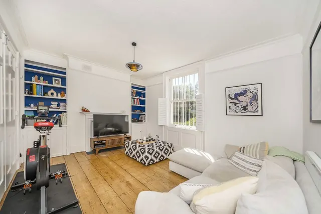 Stockwell Park Road, SW9, photo 2