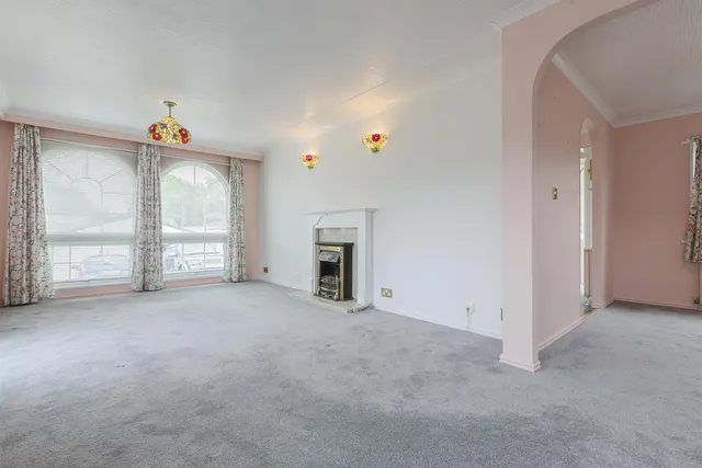 Lillybrook Estate, Lyneham, photo 3