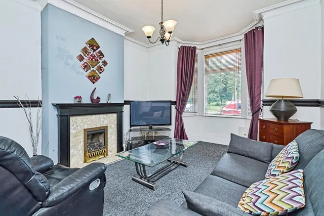 Avenue Road, Wednesbury, WS10, photo 2