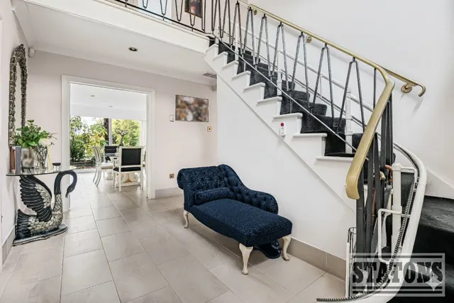 Photo 2 — Cockfosters Road, Hadley Wood, EN4 0JT
