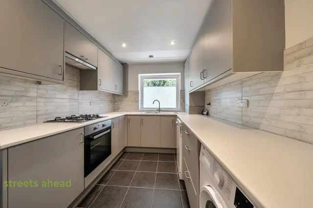 Selhurst Road, London, SE25, photo 2