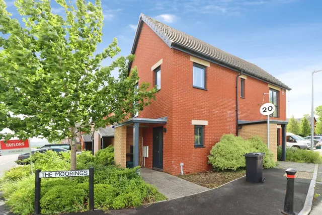 Oaktree Avenue, Pucklechurch, Bristol, BS16, photo 1