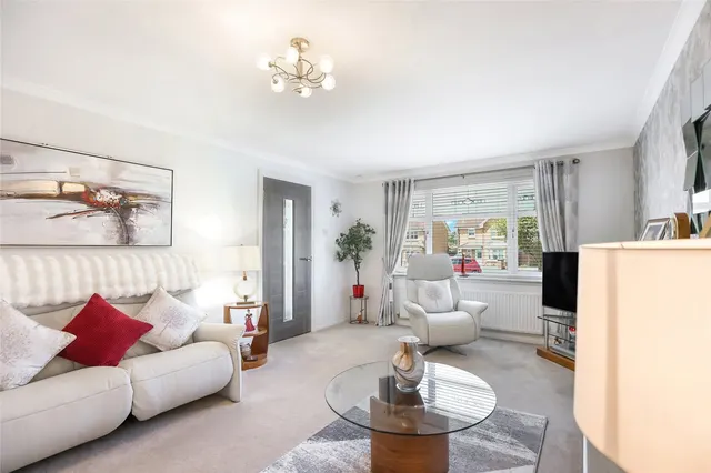 Photo 3 — Hilton Court, Saltcoats, North Ayrshire, KA21