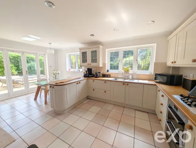 Thorneycroft Close, Kingswood, ME17, photo 2