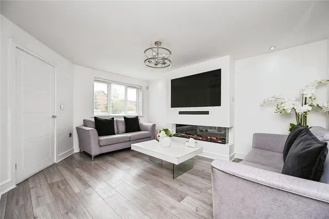 Yoxall Drive, Liverpool, L33, photo 3